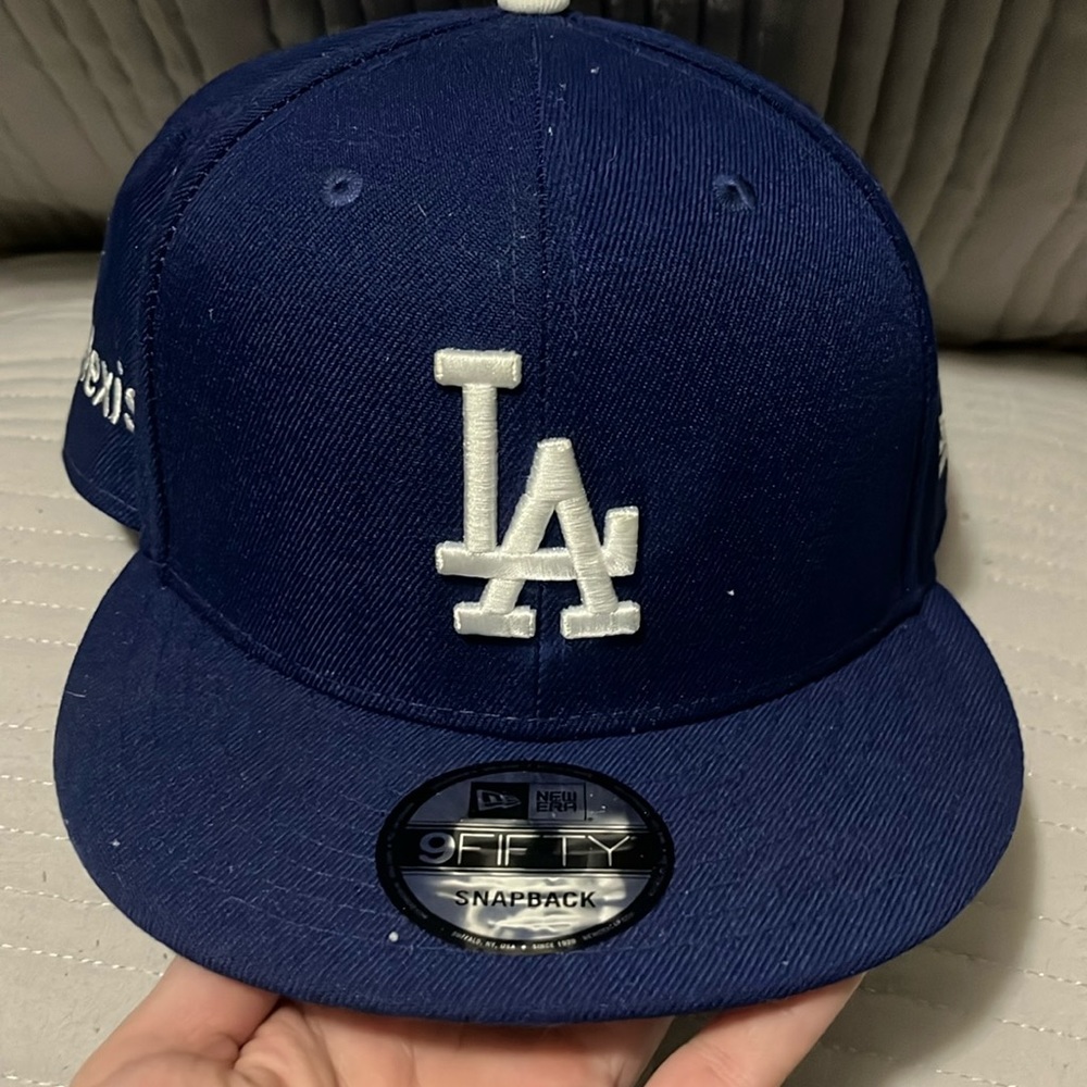LA hat